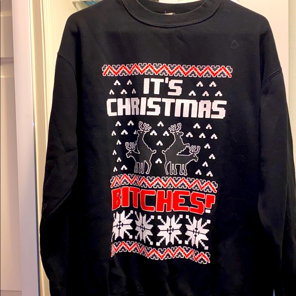 Unisex Christmas Sweater. Size Large
